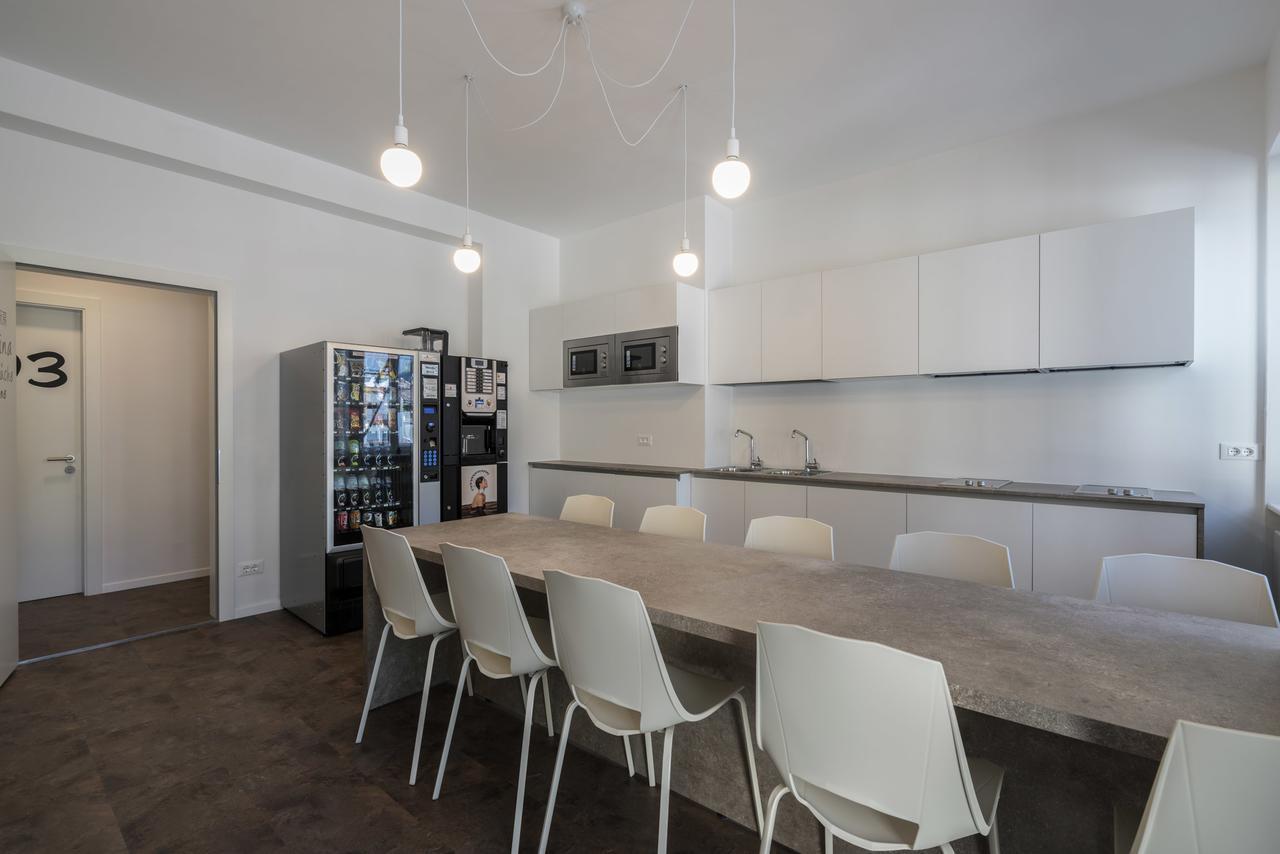 Stay Cooper L Capitol Rooms Bozen Exterior foto