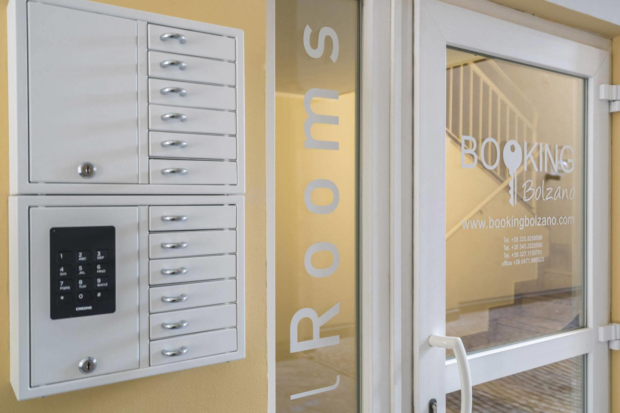 Stay Cooper L Capitol Rooms Bozen Exterior foto
